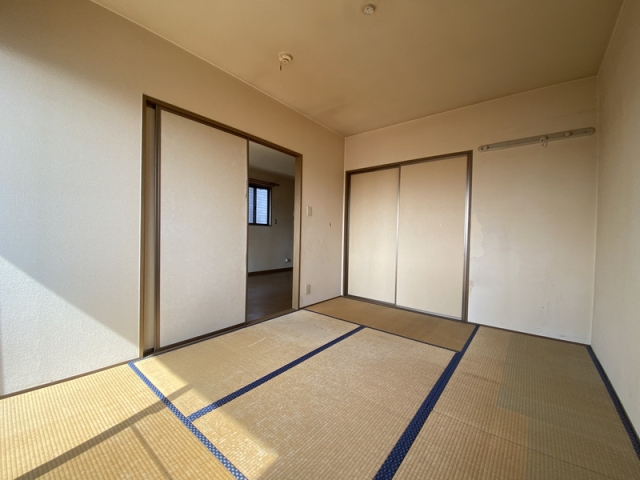居室 2